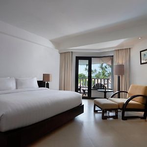 Grand Superior Seaview Room